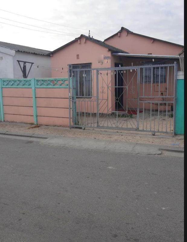 3 Bedroom Property for Sale in Nonqubela Western Cape